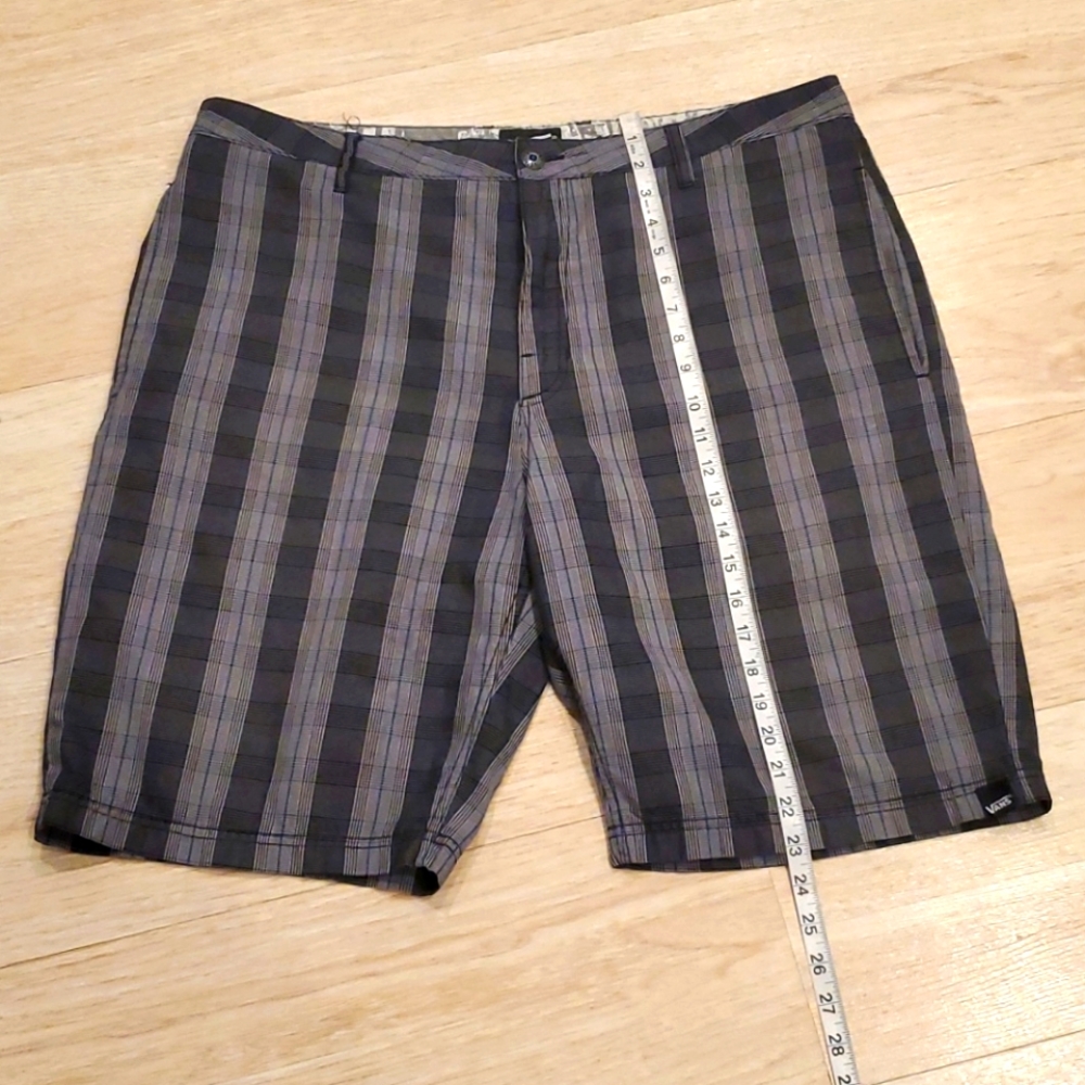 VANS SHORTS 🩳